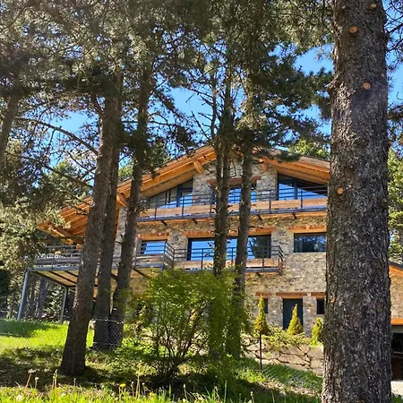 Husky , Familliale, Calme, Spatieux Chalet
